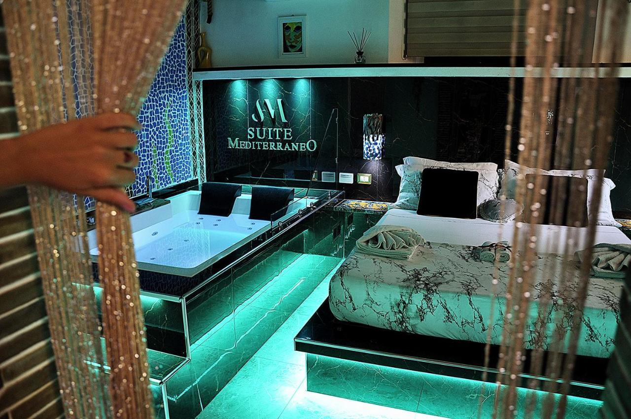 Suite Mediterraneo チビタベッキア エクステリア 写真